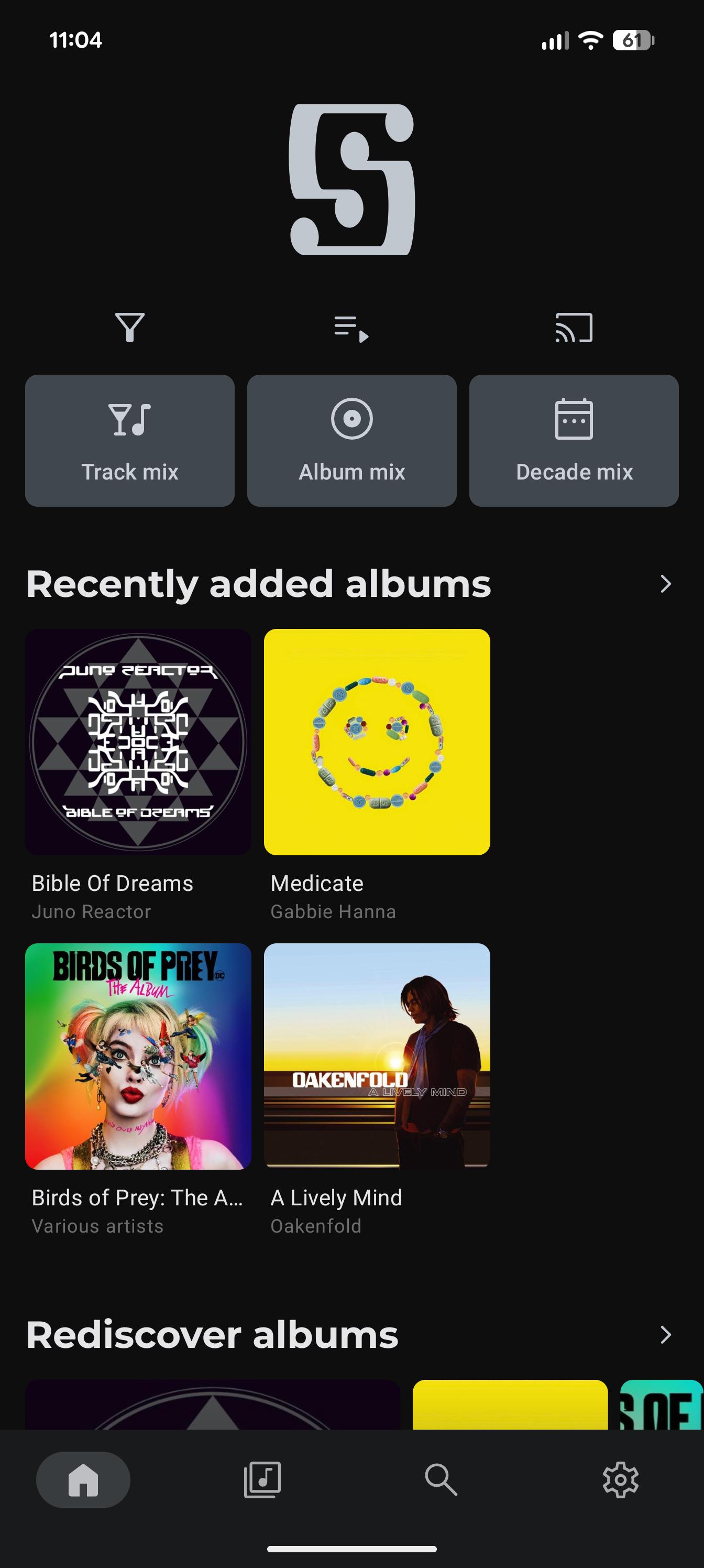 Symfonium home screen with albums